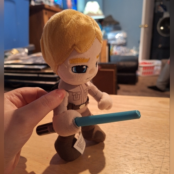 Starwars Luke Skywalker Plush - Picture 2 of 4